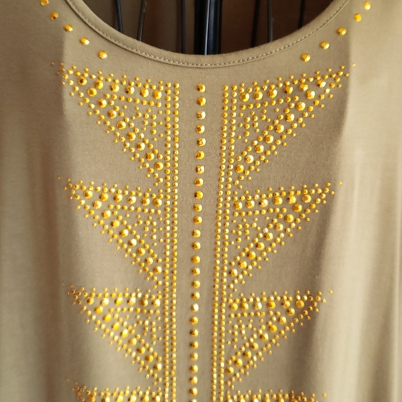 Avenue 18/20 Tunic - Picture 2 of 7